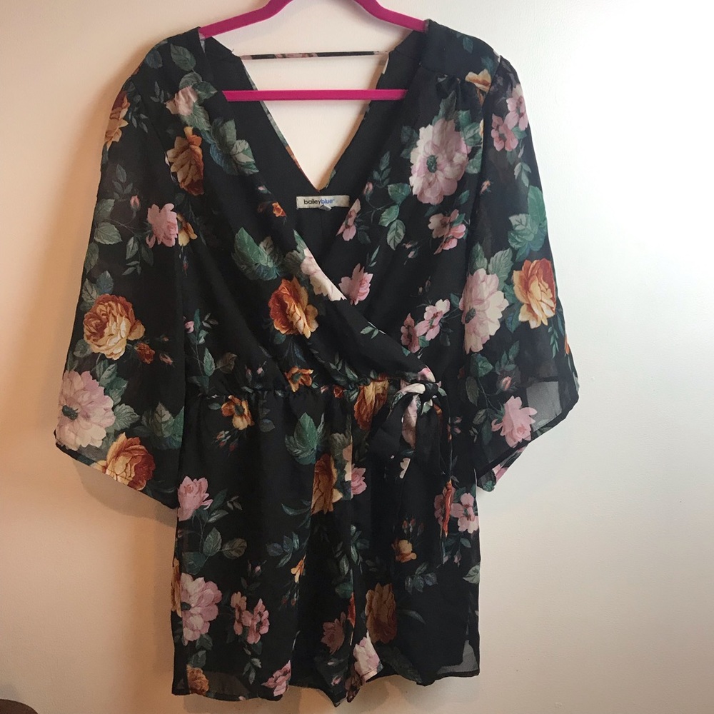 Floral wrap romper bell sleeve v neck size large